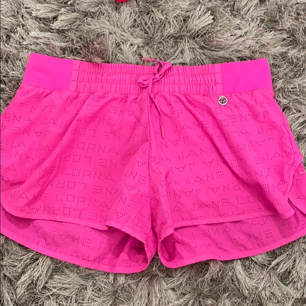 pink shorts